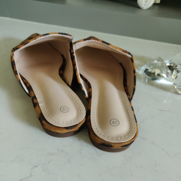 Leopard print mules - Picture 7 of 7